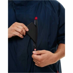 Red Paddle Co. Pro EVO 2.0 Short Sleeve Changing Robe -Surf Sales Shop 202220Red20Paddle20Co20Pro202.020Short20Sleeve20Change20Robe20002009006012220 20Navy20chest20pocket.2000x2000