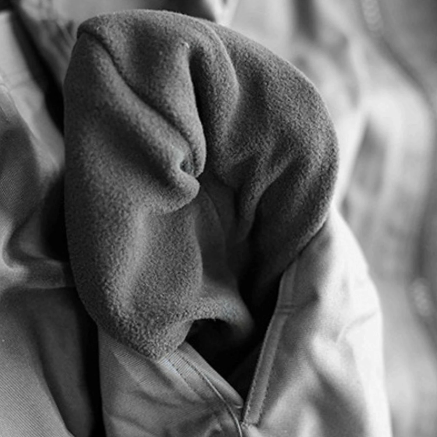 Northcore Beach Basha Pro 4 Season Changing Robe / Poncho 6 Northcore Beach Basha Pro 4 Season Changing Robe / Poncho - Image 4