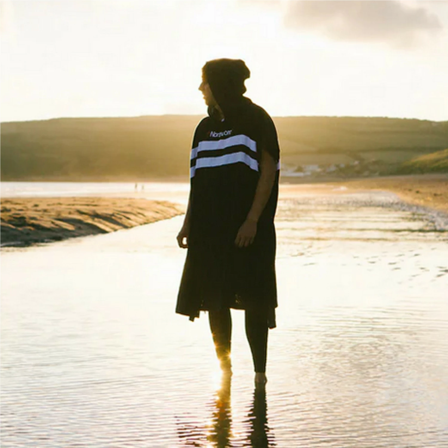 Northcore Beach Basha Stripe Hooded Towel Changing Robe / Poncho 7 Northcore Beach Basha Stripe Hooded Towel Changing Robe / Poncho - Image 5