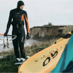 Mystic Marshall 3mm Neoprene Hood -Surf Sales Shop 31717 202120Mystic20Marshall20Long203mm20Neoprene20Hood2020003020 20Black20444.2000x2000