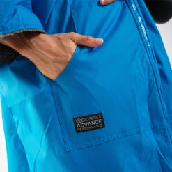 Gul Evorobe Changing Robe 16 Gul Evorobe Changing Robe -Surf Sales Shop 32266 202220GUL20Evorobe20Hooded20Waterproof20Changing20Robe20AC0128 B620 20Blue2020Grey20pocket.2000x2000