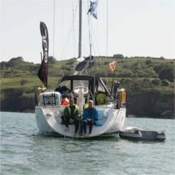 Gul Evorobe Hooded Changing Robe -Surf Sales Shop 37374 202320GUL20Evorobe20Hooded20Changing20Robe20AC012820 20Camoand20Blue20Lifestyle.2000x2000