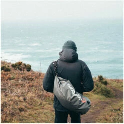 Northcore 30L Waterproof Compression Bag -Surf Sales Shop 40457 202320Northcore2020L20Waterproof20Compression20Bag2034145420 20Grey20Lifestyle201.2000x2000