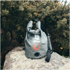 Northcore 30L Waterproof Compression Bag -Surf Sales Shop 40457 202320Northcore2020L20Waterproof20Compression20Bag2034145420 20Grey20Lifestyle204.2000x2000