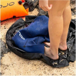 ORCA Swim Changing Mat -Surf Sales Shop 40849 202320Orca20Swim20Changing20Mat20MAZATT01t20 20Black20Lifestyle201.2000x2000