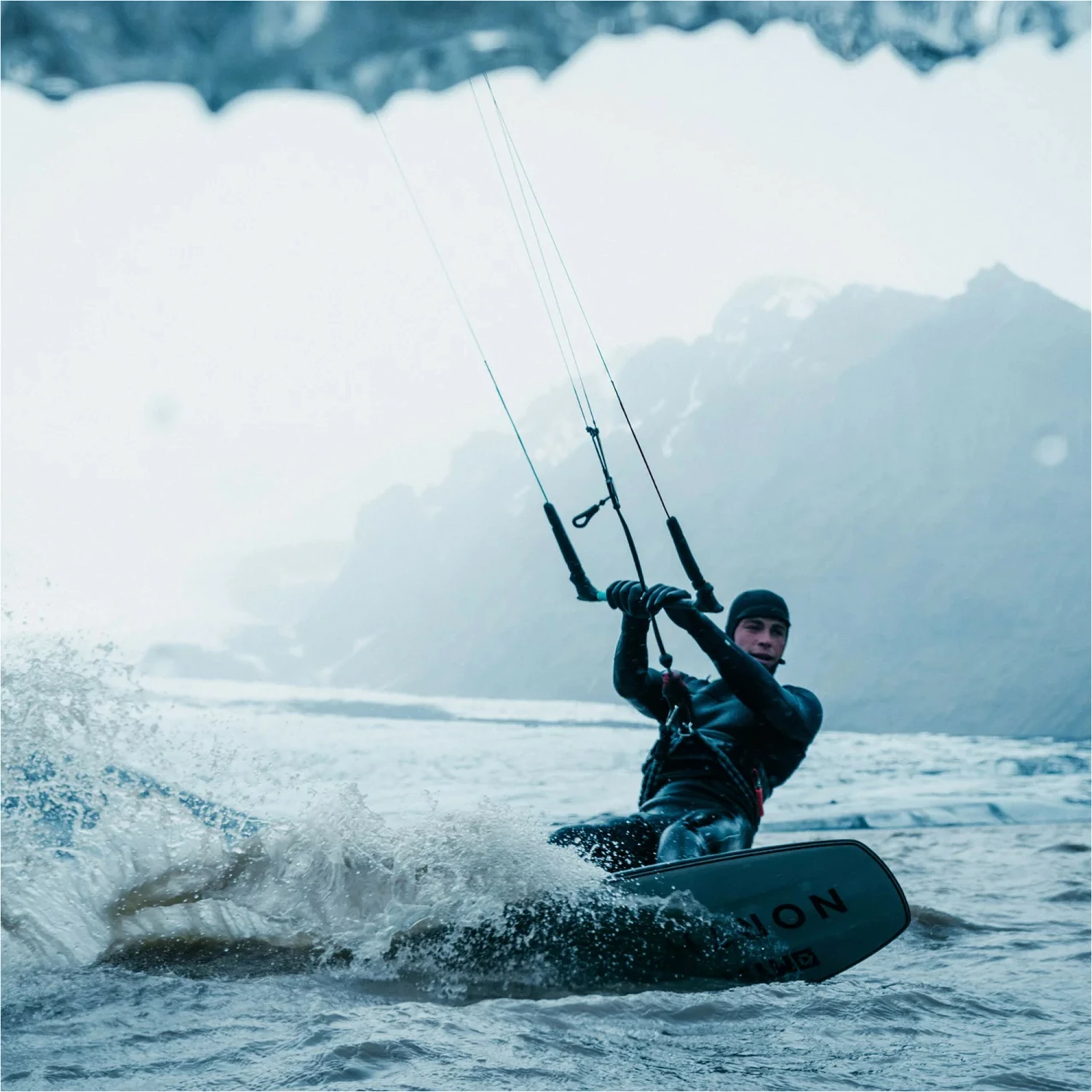 Mystic Roam 3mm Precurved Gloves 10 Mystic Roam 3mm Precurved Gloves - Image 8