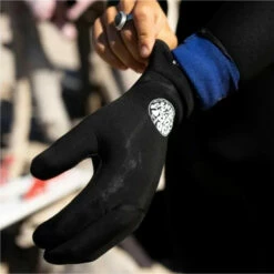 Rip Curl Flashbomb 3/2mm 5 Finger Neoprene Gloves 7 Rip Curl Flashbomb 3/2mm 5 Finger Neoprene Gloves -Surf Sales Shop 42613 202320Rip20Curl20Flashbomb2032mm20520Finger20Neoprene20Gloves20WGL1CF20 Black201.2000x2000