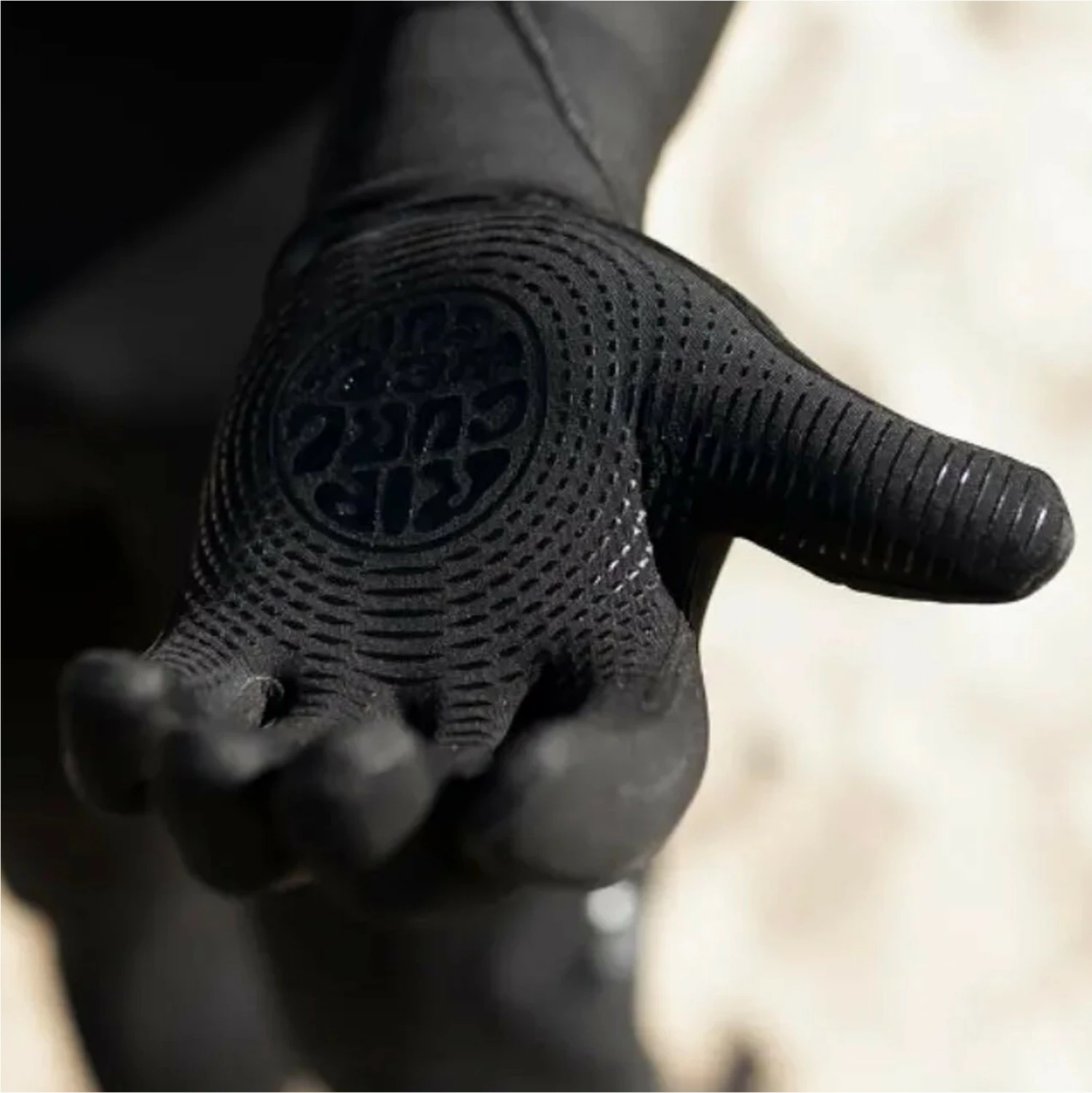 Rip Curl Flashbomb 3/2mm 5 Finger Neoprene Gloves 4 Rip Curl Flashbomb 3/2mm 5 Finger Neoprene Gloves - Image 2