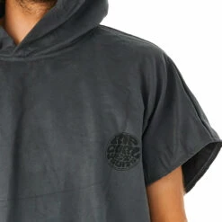 Rip Curl Mens Surf Series Packable Change Robe / Poncho 11 Rip Curl Mens Surf Series Packable Change Robe / Poncho -Surf Sales Shop 42701 202320Rip20Curl20Mens20Surf20Series20Packable20Change20Robe2020Poncho20007MTO20 20Black20Close20Up.2000x2000