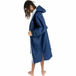 Advance Long Sleeve Change Robe V3 13 Advance Long Sleeve Change Robe V3 -Surf Sales Shop 44394 202320Dryrobe20Advance20Long20Sleeve20Changing20Robe20Poncho20DALSV320 20Navy20Blue2020Grey20side202.2000x2000