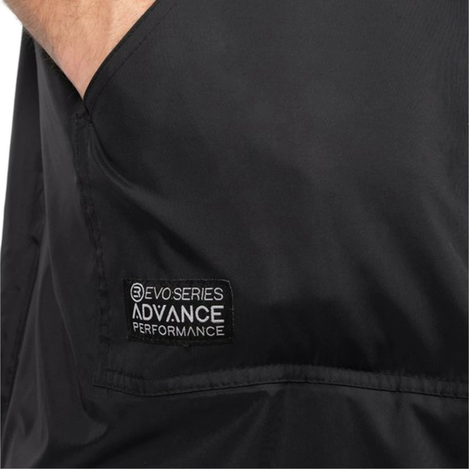 Gul Evorobe Hooded Changing Robe & Nava Performance 30L Duffel Bag Bundle 9 Gul Evorobe Hooded Changing Robe & Nava Performance 30L Duffel Bag Bundle - Image 7