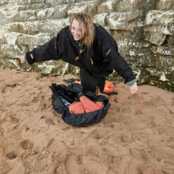 Zone3 Wetsuit Changing Mat -Surf Sales Shop 45058 202320Zone320Wetsuit20Changing20Mat20RA22WSCM10120 20Black20Lifestyle204.2000x2000