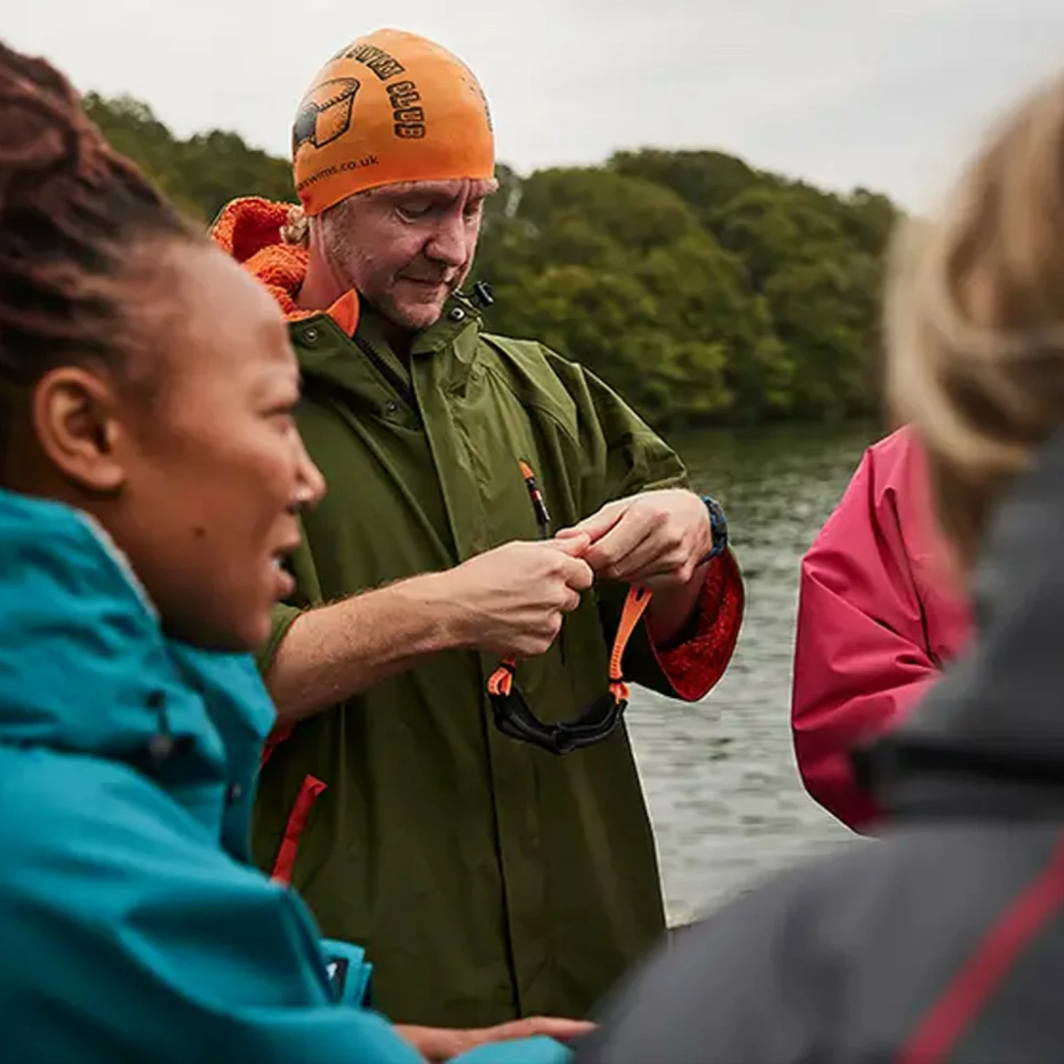 Red Paddle Co. Red Paddle Pro Change 2.0 Short Sleeve Change Robe 11 Red Paddle Co. Red Paddle Pro Change 2.0 Short Sleeve Change Robe - Image 9