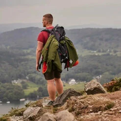 Red Paddle Co. Red Paddle Pro Change 2.0 Short Sleeve Change Robe 18 Red Paddle Co. Red Paddle Pro Change 2.0 Short Sleeve Change Robe -Surf Sales Shop 45262 202320Red20Paddle20Pro20Change202020Short20Sleeve20Change20Robe20002009006012220 20Parker20Green2020Lifestyle202.2000x2000