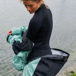 GILL Womens Verso Drysuit -Surf Sales Shop 45409 202320Gill20Womens20Verso20Drysuit204805W20 20Marine20Blue20Lifestyle2022.2000x2000