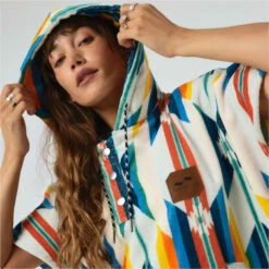 Slowtide York Hooded Towel Change Robe / Poncho 13 Slowtide York Hooded Towel Change Robe / Poncho -Surf Sales Shop 45980 202320Slowtide20York20Hooded20Towel20Change20Robe20Poncho20ST10920 20Multi203.2000x2000