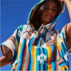Slowtide York Hooded Towel Change Robe / Poncho 14 Slowtide York Hooded Towel Change Robe / Poncho -Surf Sales Shop 45980 202320Slowtide20York20Hooded20Towel20Change20Robe20Poncho20ST10920 20Multi206.2000x2000