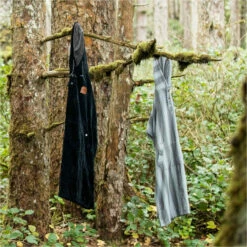 Slowtide The Digs Hooded Towel Change Robe / Poncho 18 Slowtide The Digs Hooded Towel Change Robe / Poncho -Surf Sales Shop 45984 202320Slowtide20The20Digs20Hooded20Towel20Change20Robe20Poncho20ST17320 20Black208.2000x2000