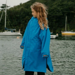 Red Paddle Co. Junior Dry Pro Change Robe / Poncho -Surf Sales Shop 46260 202420Red20Paddle20Co20Junior20Dry20Pro20Change20Robe2020Poncho2000200900601820 20Marine20206.2000x2000