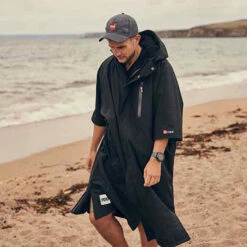Red Paddle Co. Pro Evo X Short Sleeve Change Robe / Poncho -Surf Sales Shop 46263 202420Red20Paddle20Co20Pro20Evo20X20Short20Sleeve20Change20Robe2020Poncho2000200900620 20Stealth20207.2000x2000